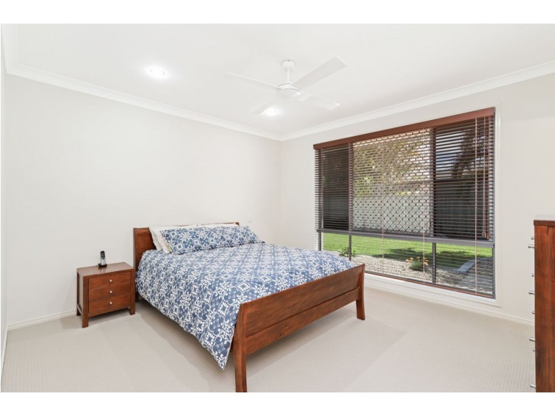14 Saint Pauls Avenue, Pelican Waters QLD 4551