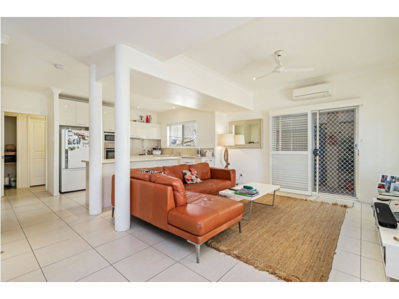2/16 Janet Street, Alexandra Headland QLD 4572