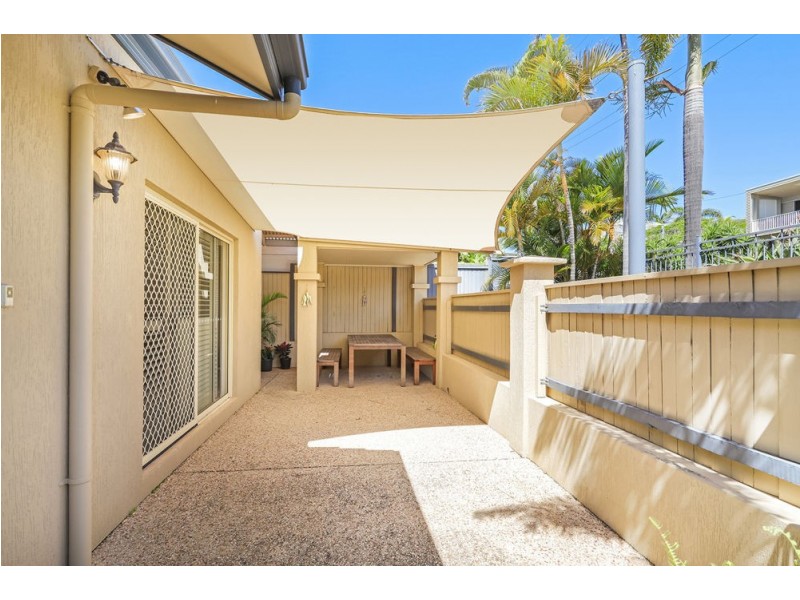 2/16 Janet Street, Alexandra Headland QLD 4572