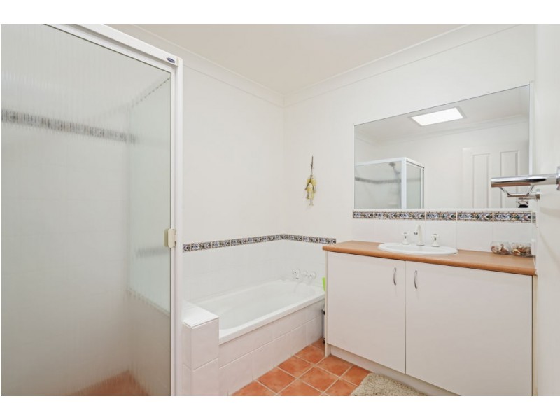 2/16 Janet Street, Alexandra Headland QLD 4572