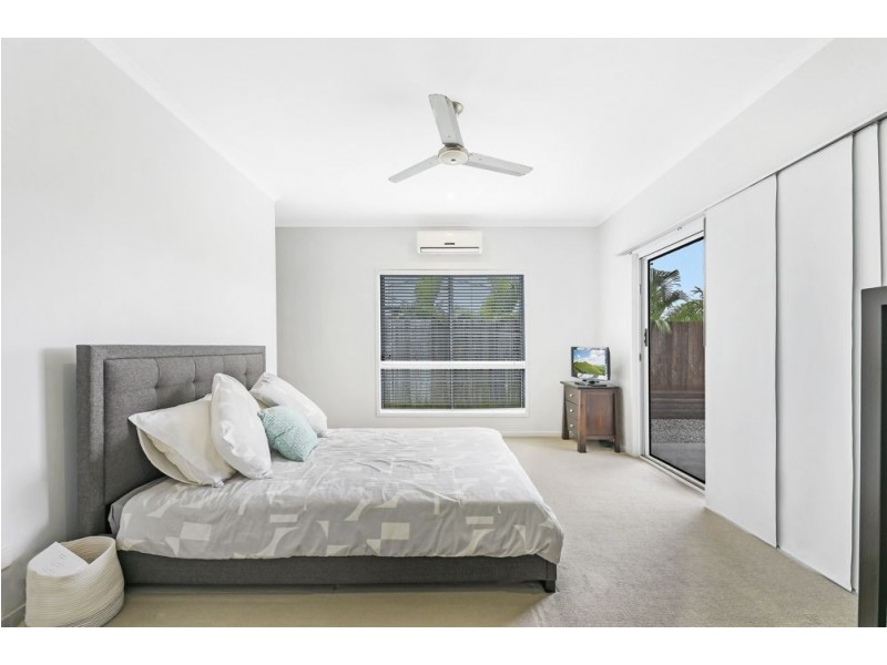 17 Ellis Place, Mountain Creek QLD 4557