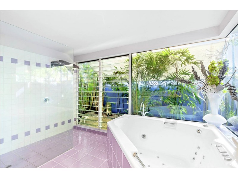 126 Sunbird Chase, Parrearra QLD 4575