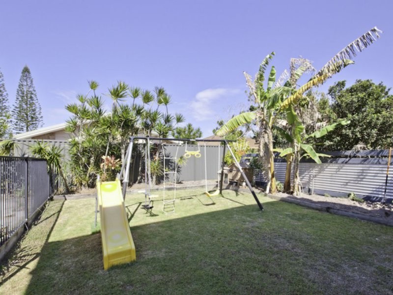 24 Koorin Drive, Warana QLD 4575