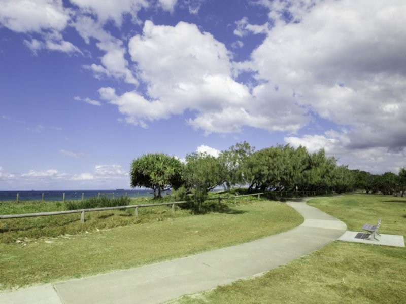 24 Koorin Drive, Warana QLD 4575