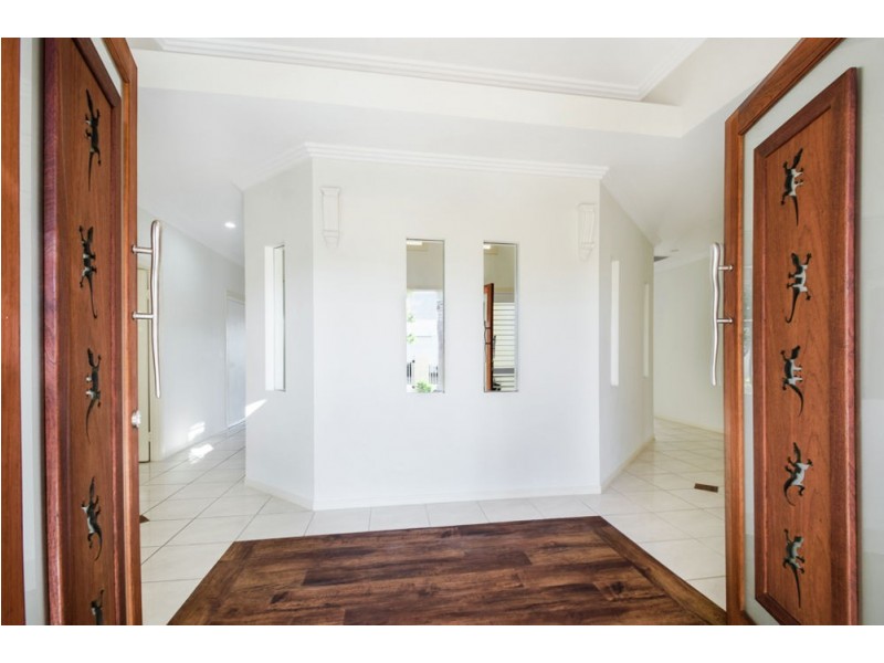 18 Bahamas Circuit, Parrearra QLD 4575