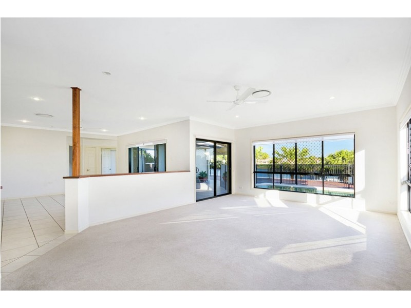 18 Bahamas Circuit, Parrearra QLD 4575