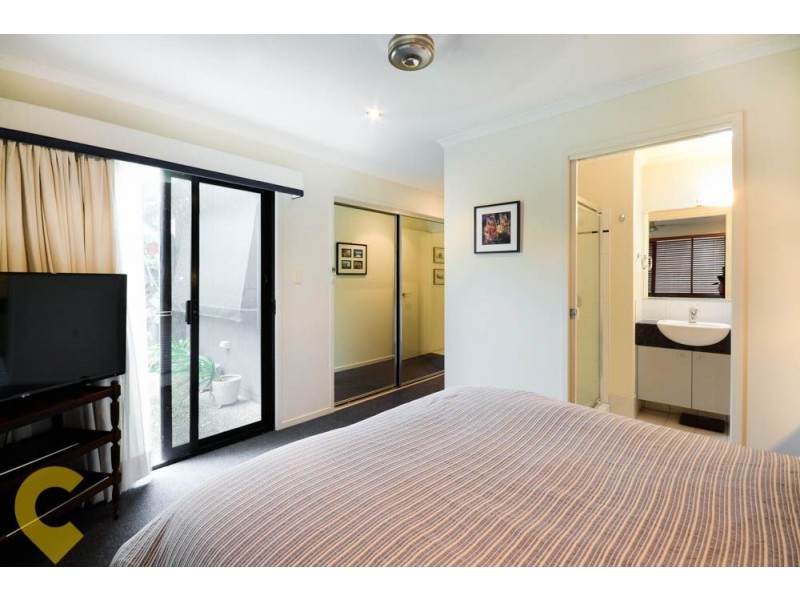 16/1 Lakehead Drive, Sippy Downs QLD 4556