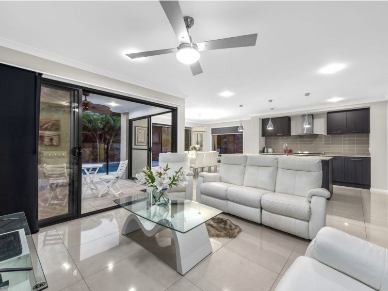 15 Allchin Court, Warner QLD 4500