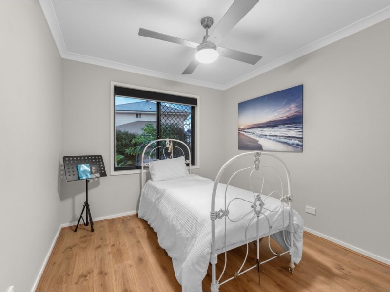 15 Allchin Court, Warner QLD 4500