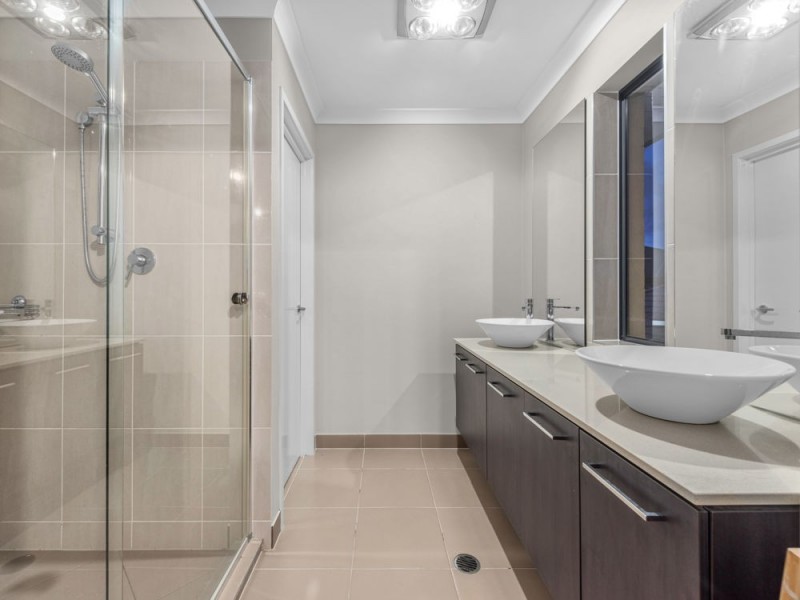 15 Allchin Court, Warner QLD 4500