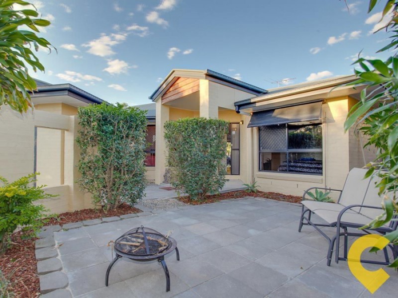 25 Montclare Court, Cashmere QLD 4500