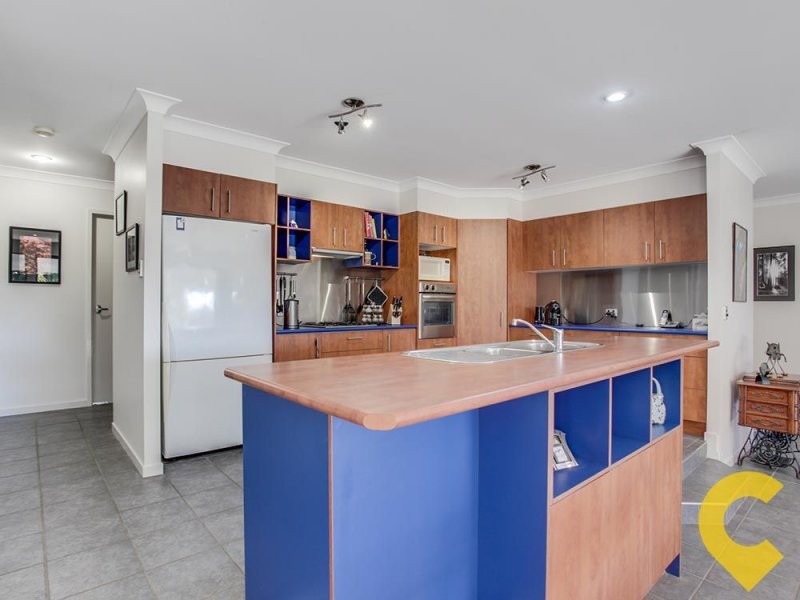 25 Montclare Court, Cashmere QLD 4500