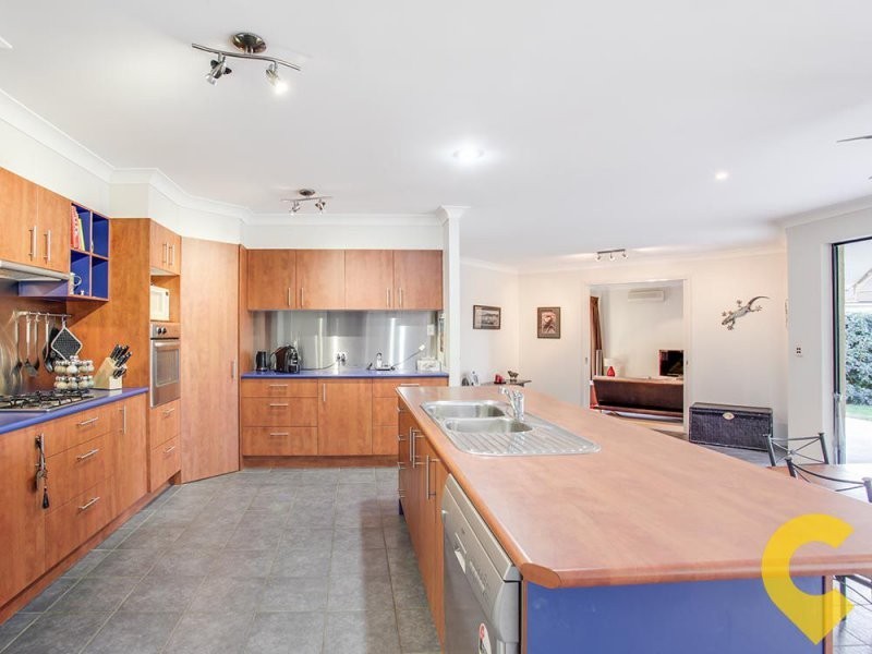 25 Montclare Court, Cashmere QLD 4500