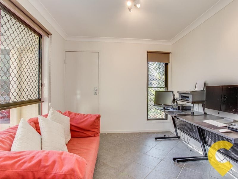 25 Montclare Court, Cashmere QLD 4500