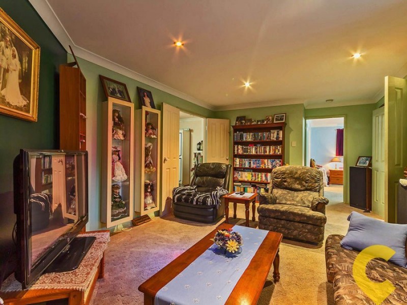 12 Coral Pea Close, Warner QLD 4500