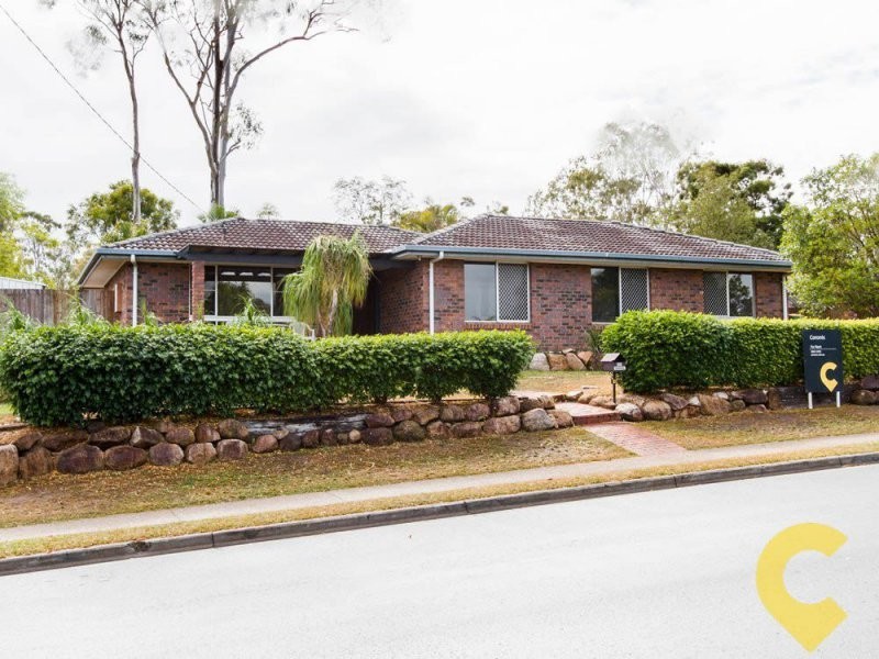 18 Eacham Street, Petrie QLD 4502