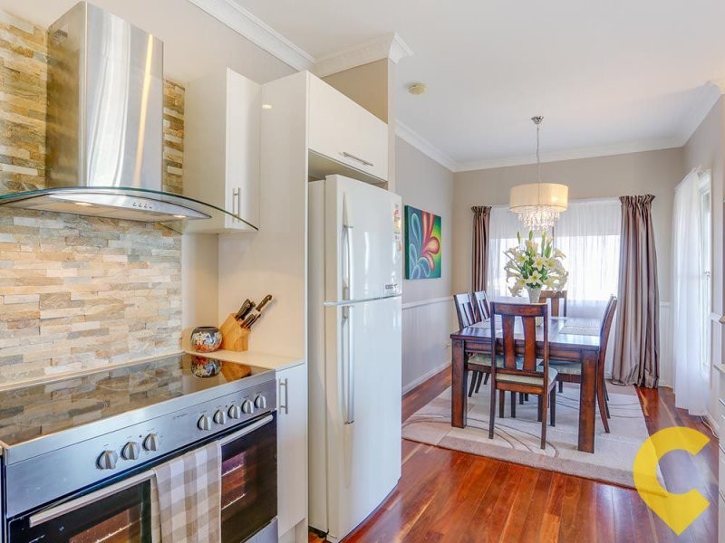 7 Monica Court, Eatons Hill QLD 4037