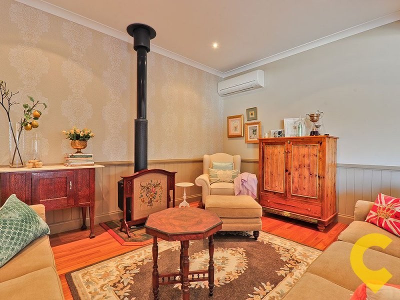 434 Levitt Road, Upper Kedron QLD 4055