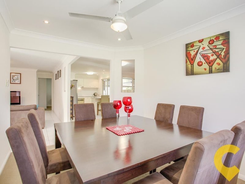 4 Valencia Court, Eatons Hill QLD 4037