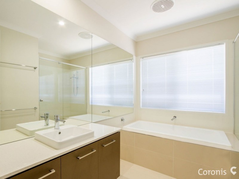 75 Cootharaba Crescent, Warner QLD 4500