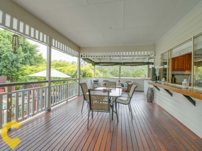 6 Heron Close, Cashmere QLD 4500