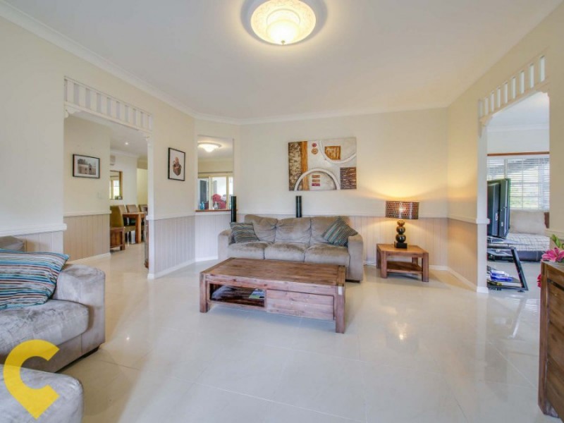 6 Heron Close, Cashmere QLD 4500