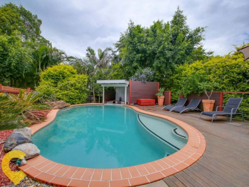 6 Heron Close, Cashmere QLD 4500