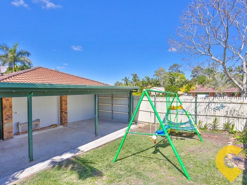 16 Cania Crescent, Petrie QLD 4502