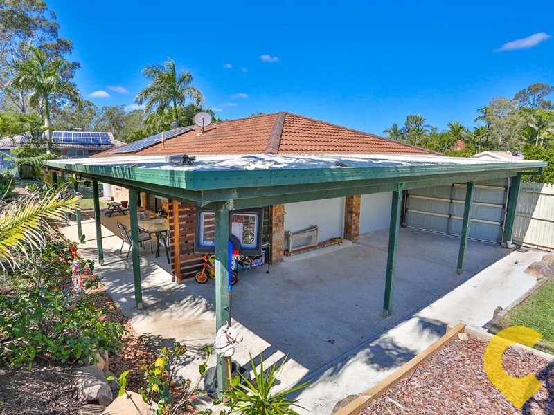 16 Cania Crescent, Petrie QLD 4502
