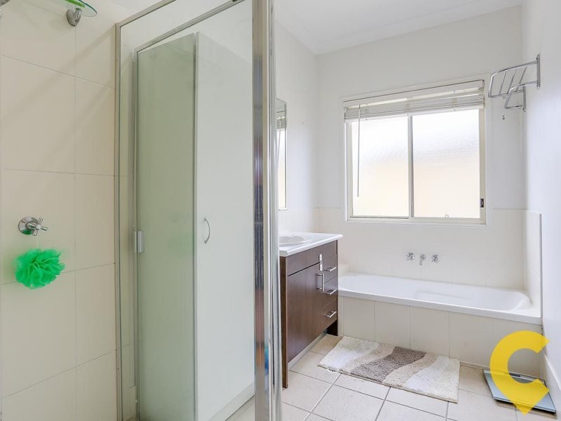 4 Chestnut Place, Warner QLD 4500