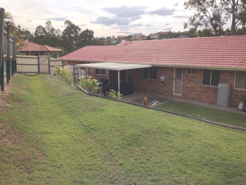 15 Tallebudgera Crescent, Albany Creek QLD 4035
