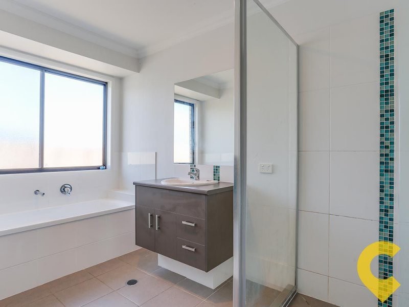 28 Homeland Crescent, Warner QLD 4500