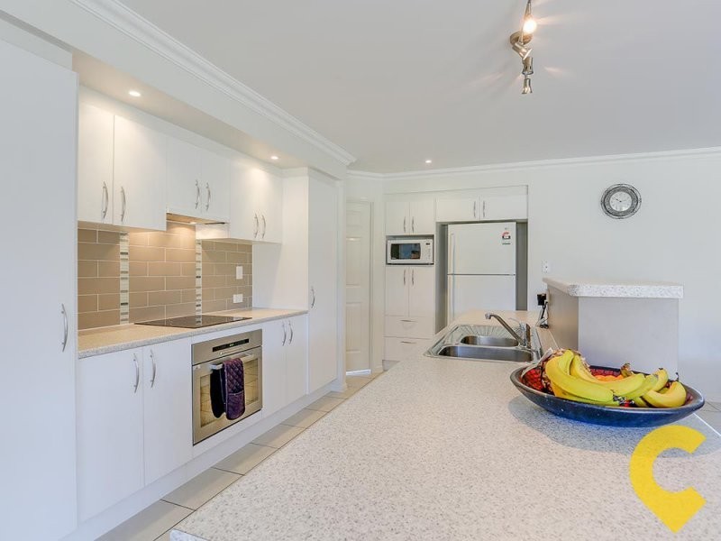 28 Homeland Crescent, Warner QLD 4500