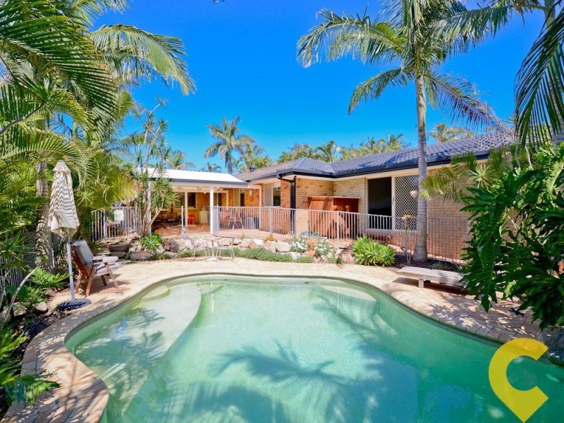 4 Callide Place, Albany Creek QLD 4035