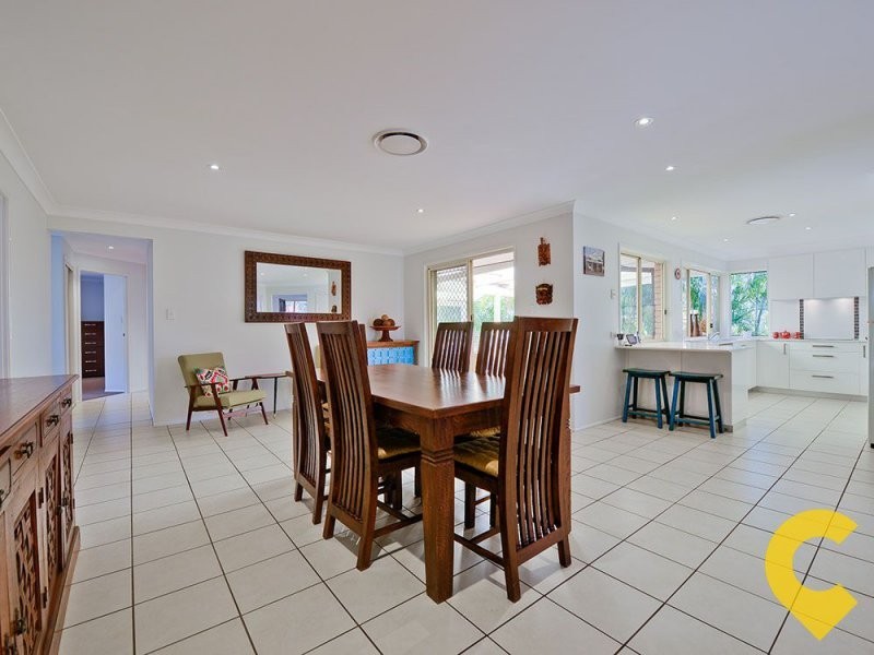 4 Callide Place, Albany Creek QLD 4035