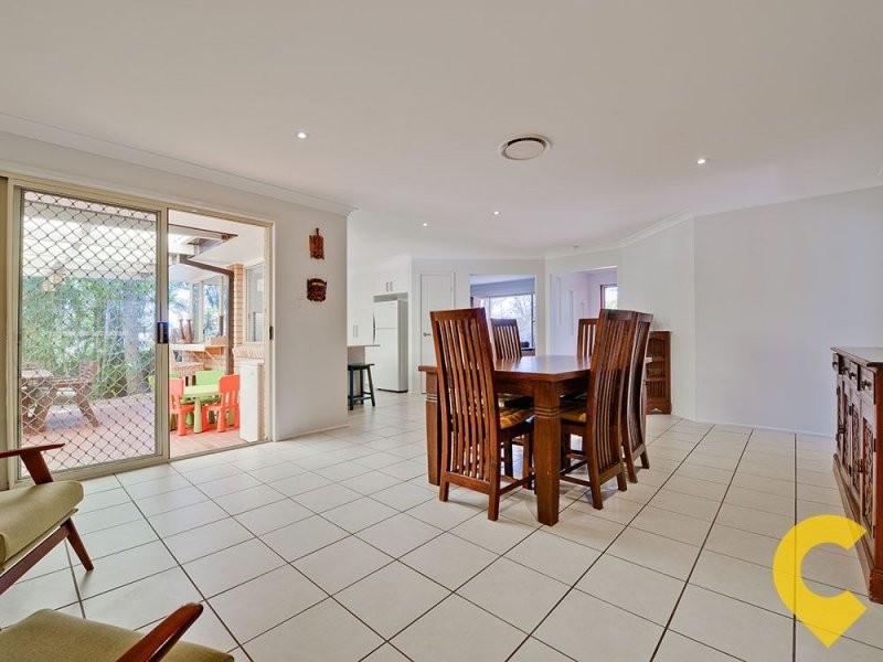 4 Callide Place, Albany Creek QLD 4035