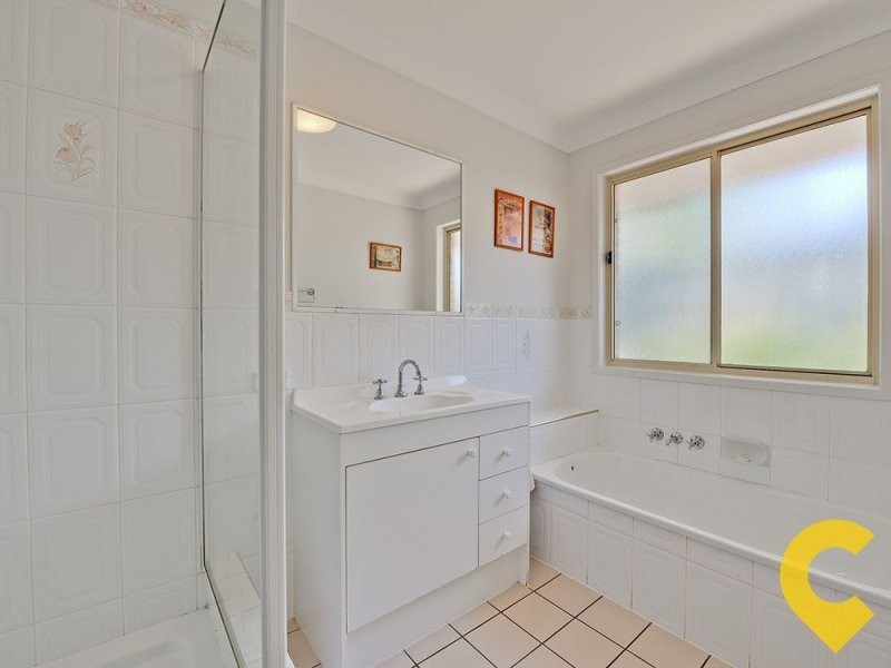 4 Callide Place, Albany Creek QLD 4035