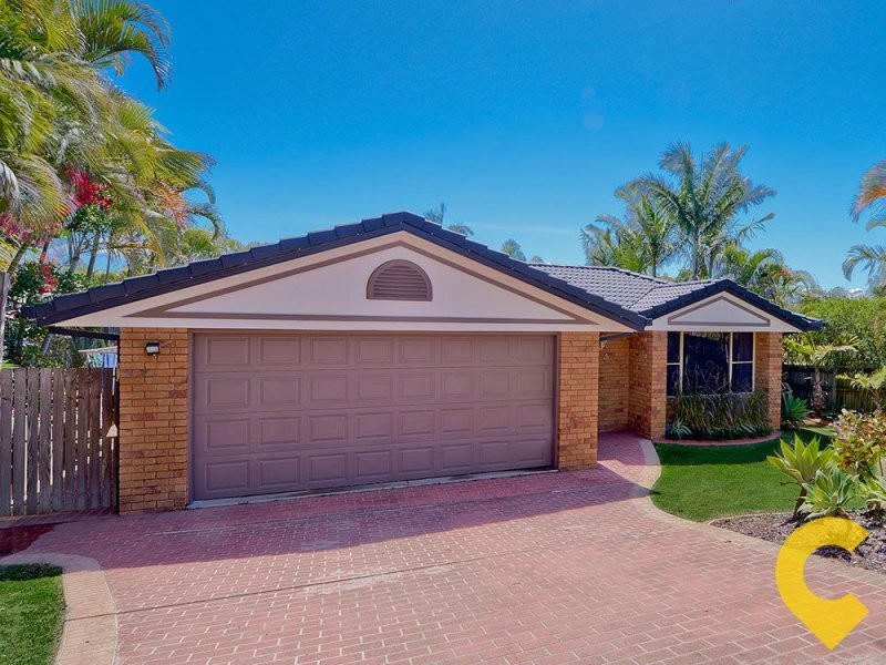 4 Callide Place, Albany Creek QLD 4035