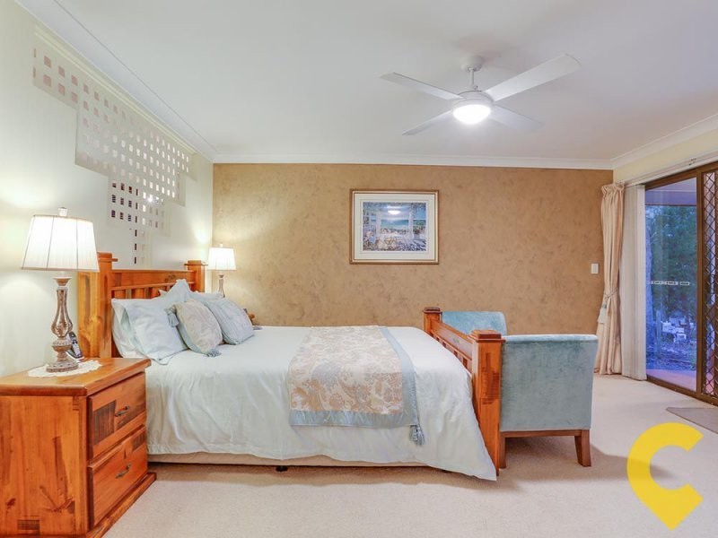 4 Hidden Valley Drive, Eatons Hill QLD 4037