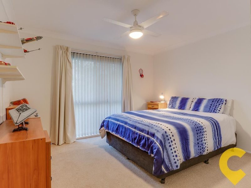 4 Hidden Valley Drive, Eatons Hill QLD 4037