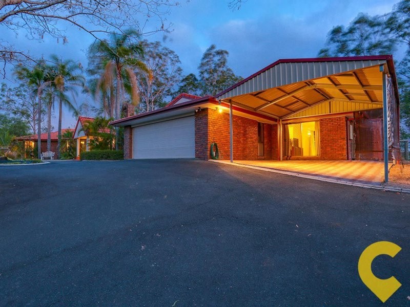 4 Hidden Valley Drive, Eatons Hill QLD 4037