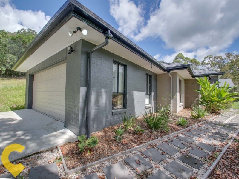 14 Rosewarne Lane, Mount Samson QLD 4520