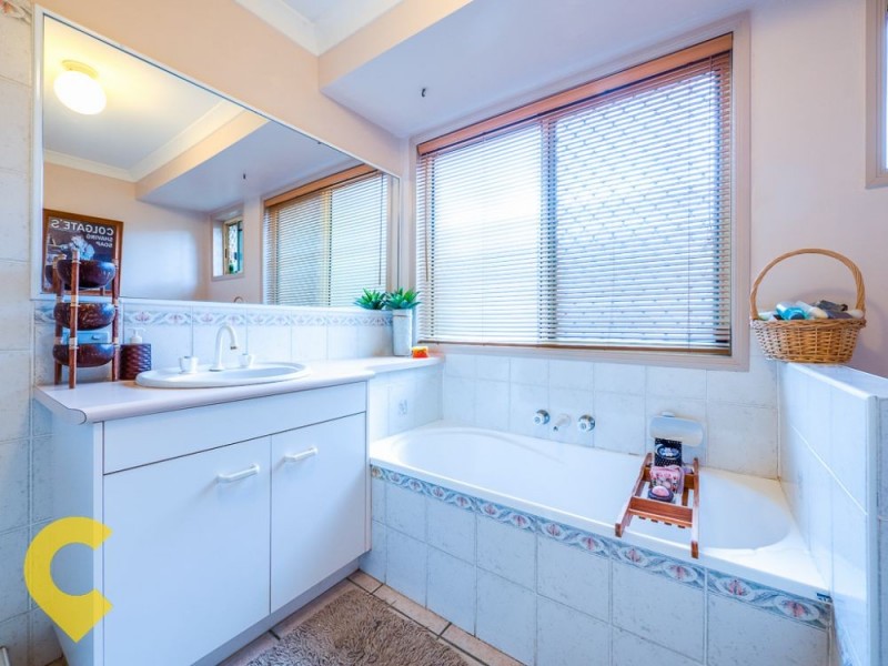 1 Bramble Close, Warner QLD 4500