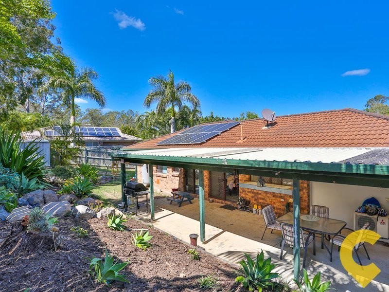 16 Cania Cres, Petrie QLD 4502