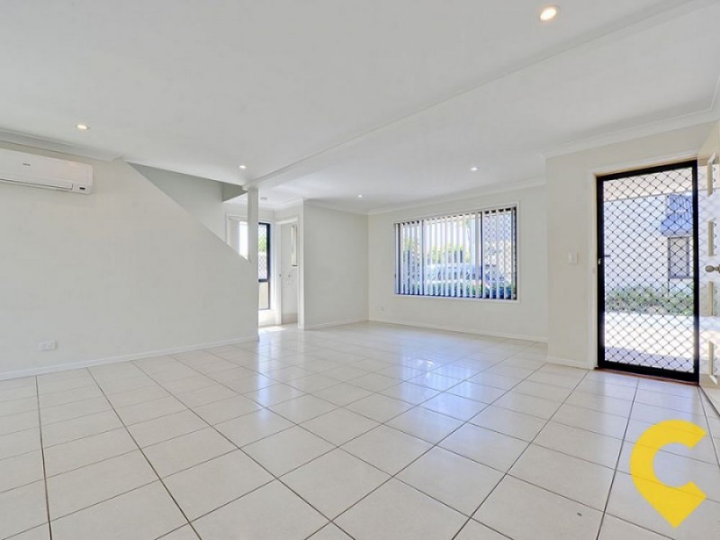 3/118 Samsonvale Road, Strathpine QLD 4500