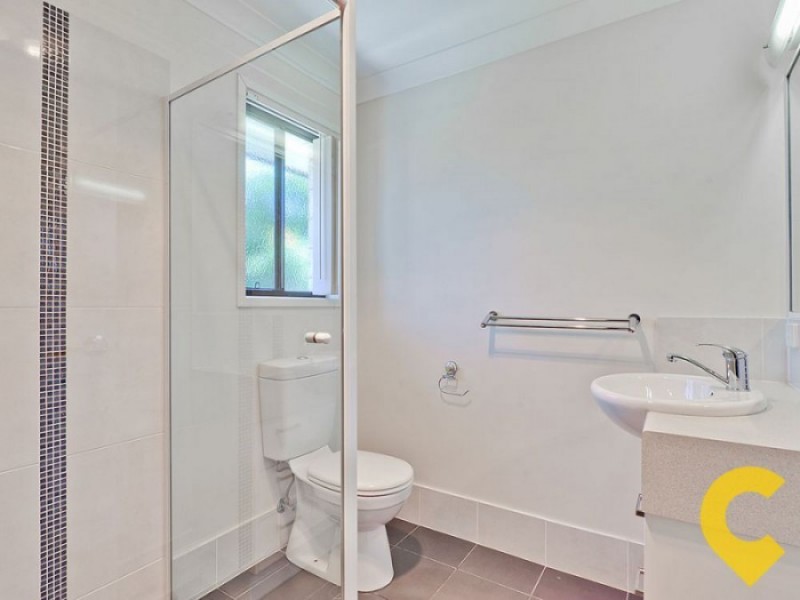 3/118 Samsonvale Road, Strathpine QLD 4500