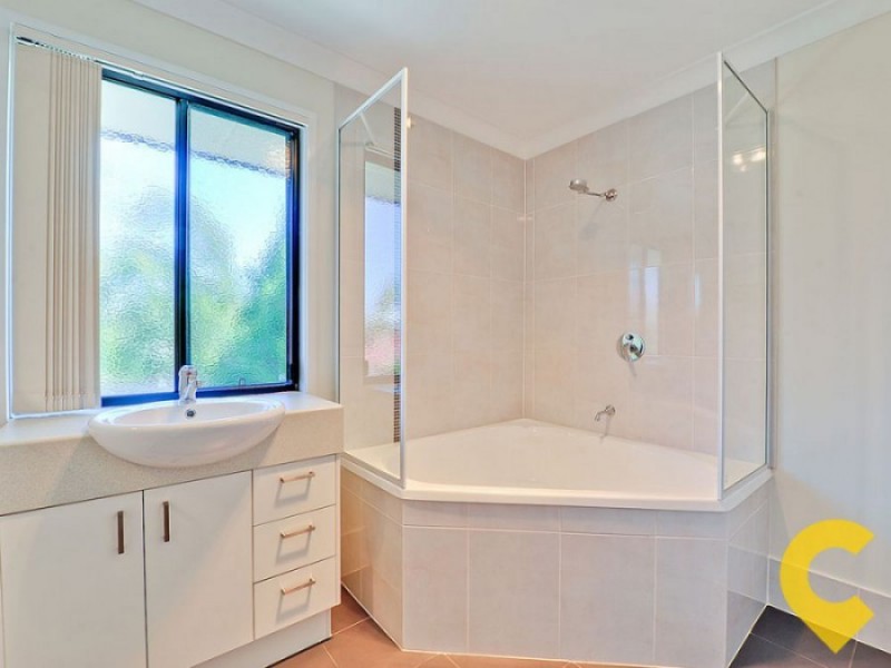 3/118 Samsonvale Road, Strathpine QLD 4500