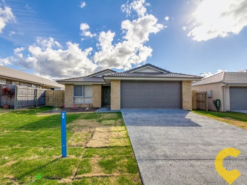 11 Hipwood St, Morayfield QLD 4506