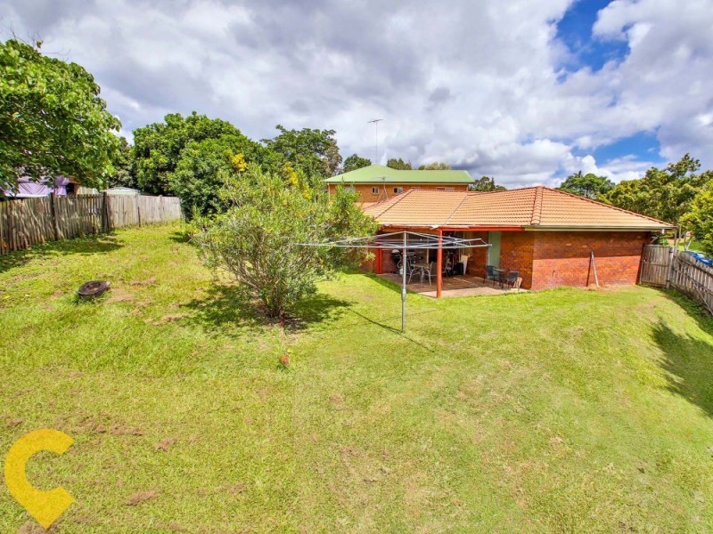 61 Saraband Drive, Eatons Hill QLD 4037
