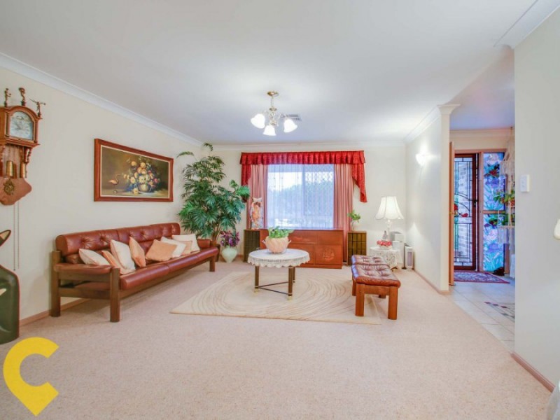 8 Calliston Court, Cashmere QLD 4500